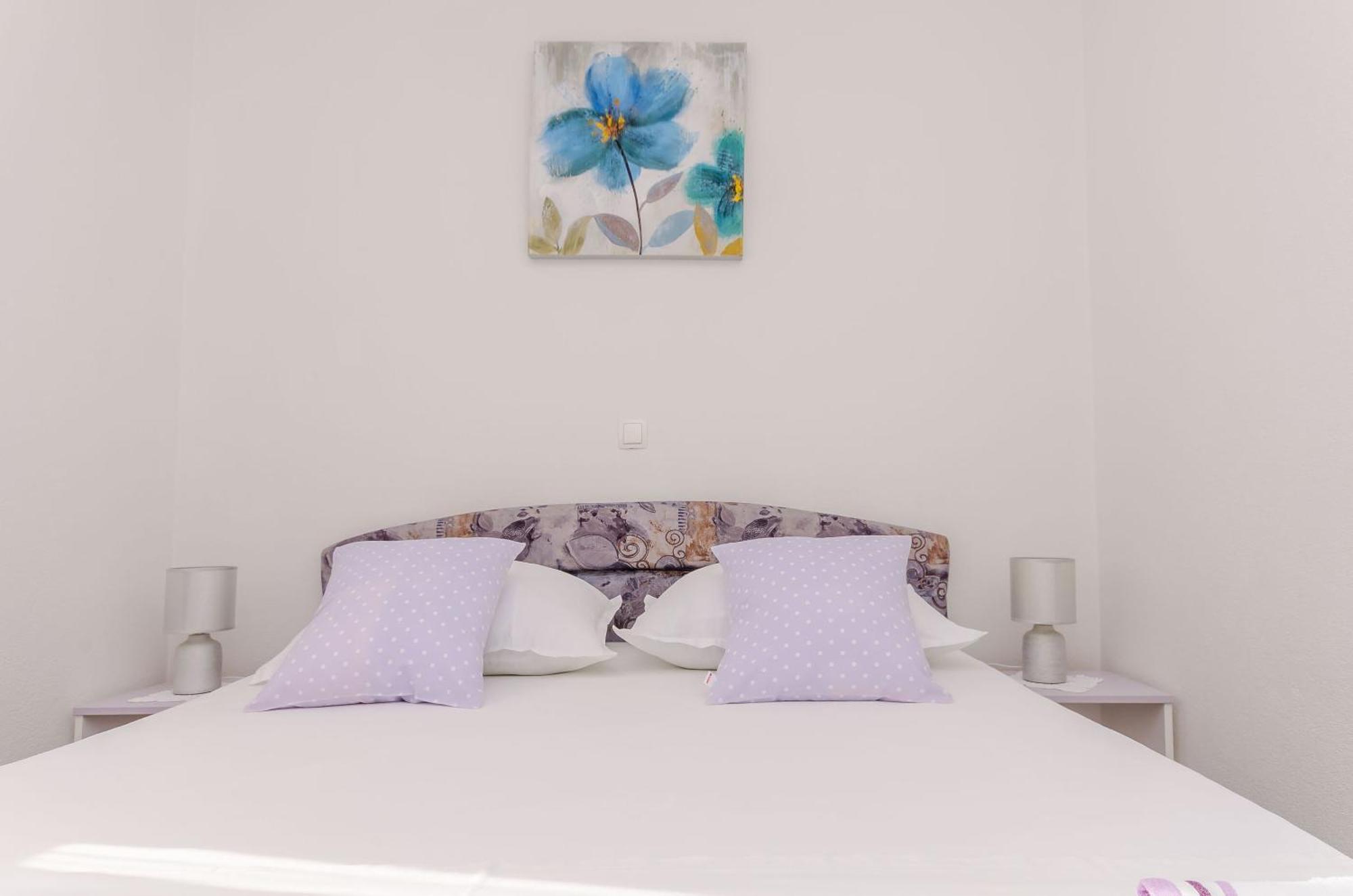 Apartments Toni Vinišće Kültér fotó