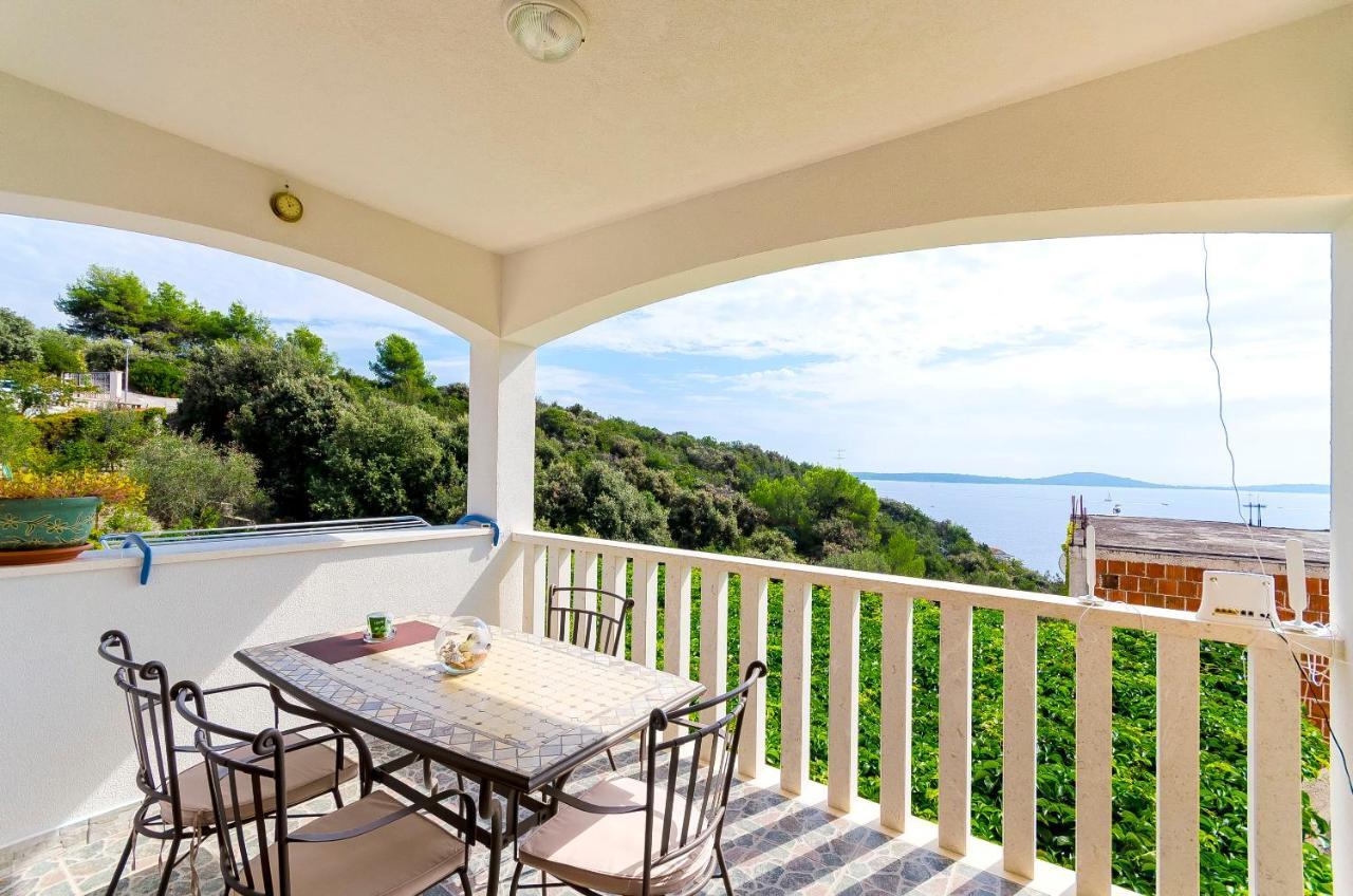 Apartments Toni Vinišće Kültér fotó